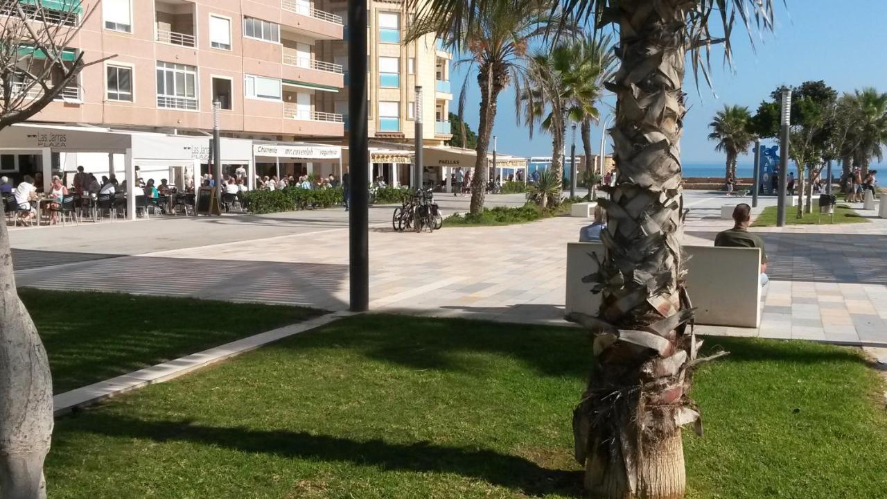 Lovely Apartment Near The Beach In Sunny La Mata Torrevieja Kültér fotó