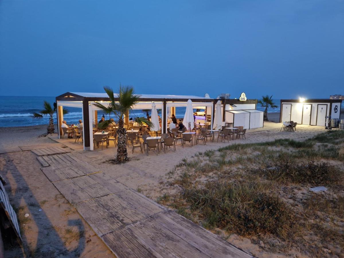 Lovely Apartment Near The Beach In Sunny La Mata Torrevieja Kültér fotó